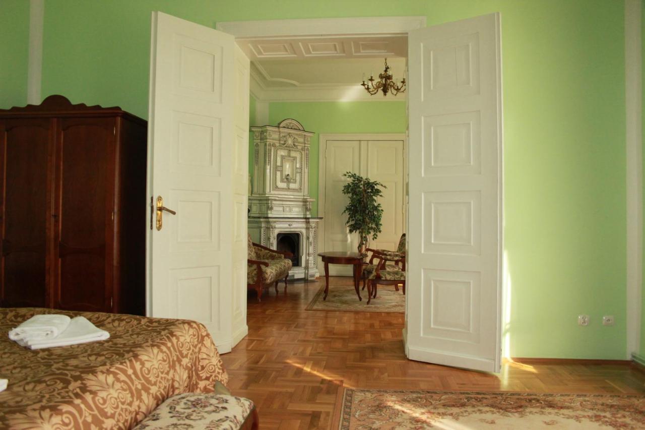 Palac W Nosowie Nosowo Esterno foto