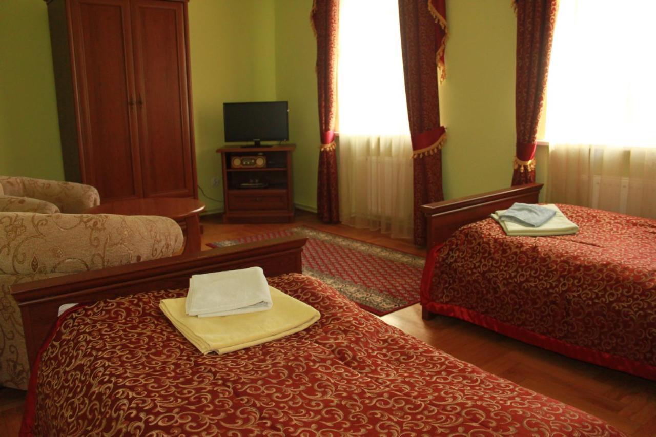 Palac W Nosowie Nosowo Esterno foto